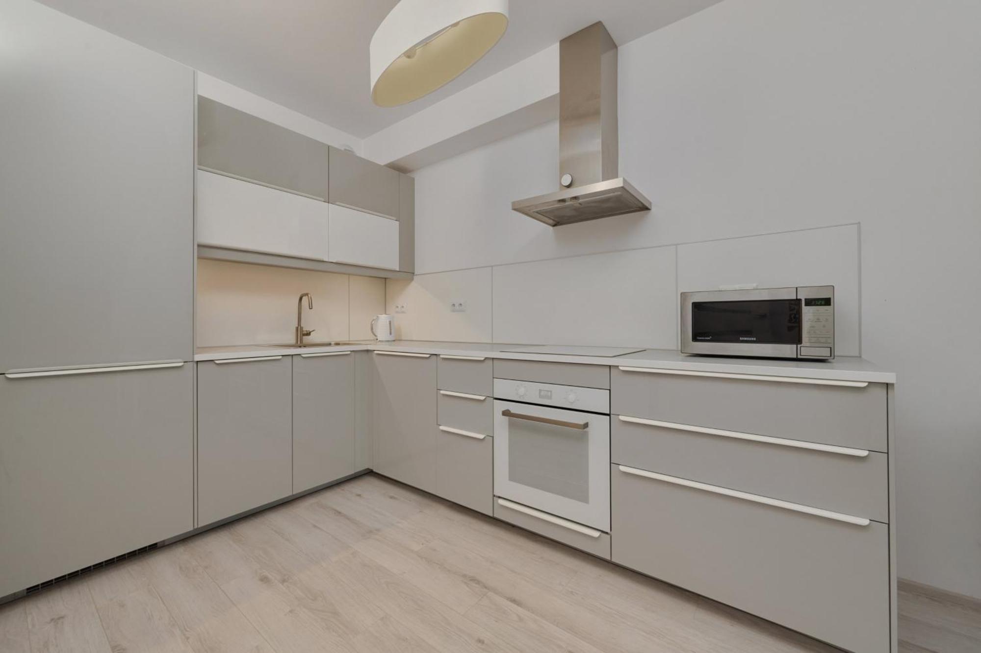 Luxurious Apartments With Balcony & Parking Gwiazdzista Wroclaw By Noclegi Renters Exterior foto